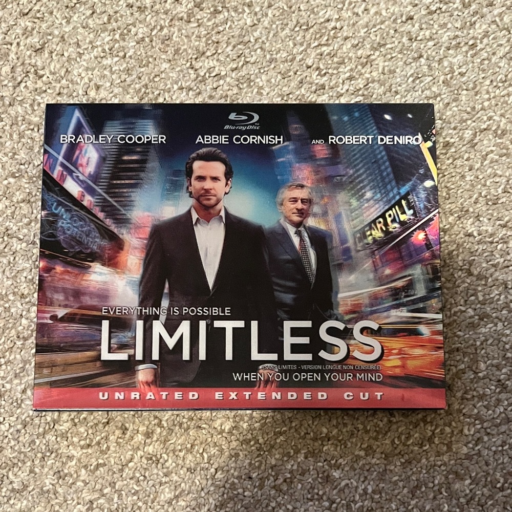 Limitless Blu-ray Unrated Extended Cut / Has Lenticular Slipcover